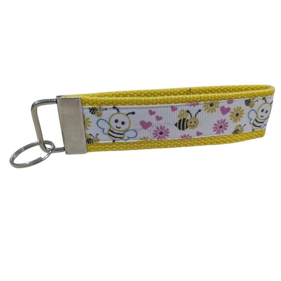 Bumblebee Keychain Wristlet Handmade Fabric Key FOB Charm Bee Flowers Hearts - Picture 7 of 7